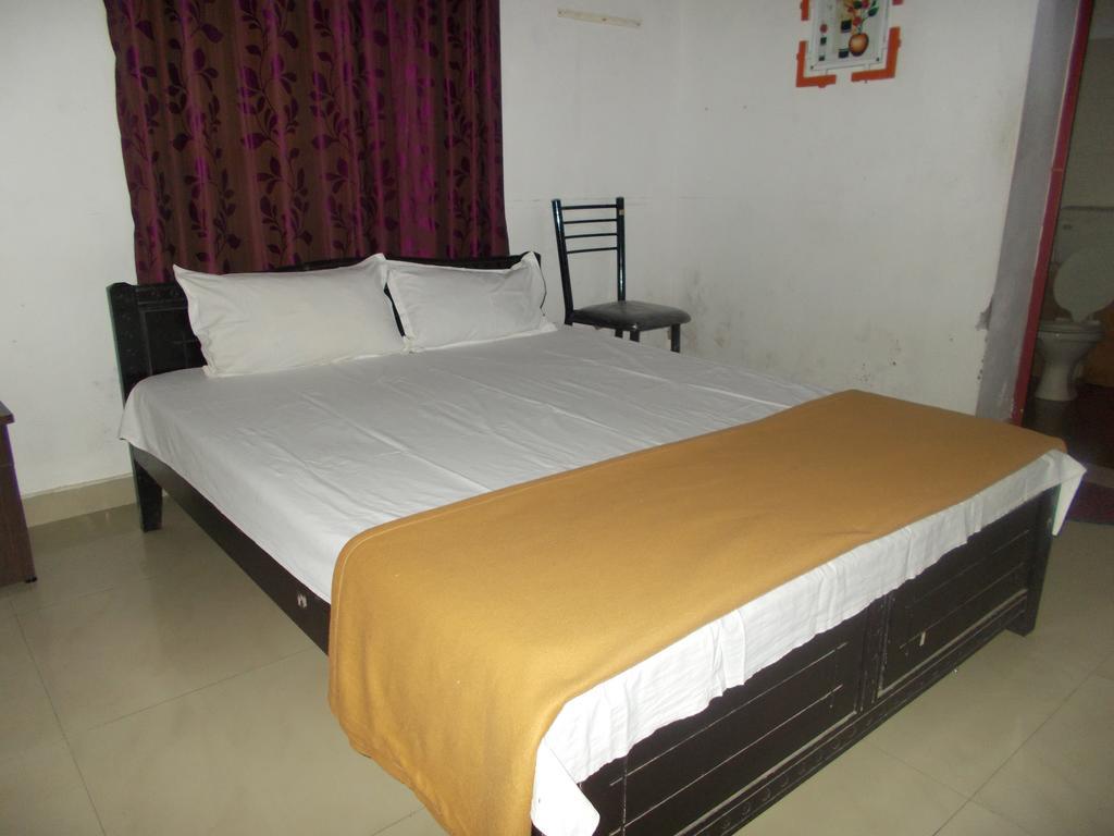 Guruvayur Bunglow Exterior photo