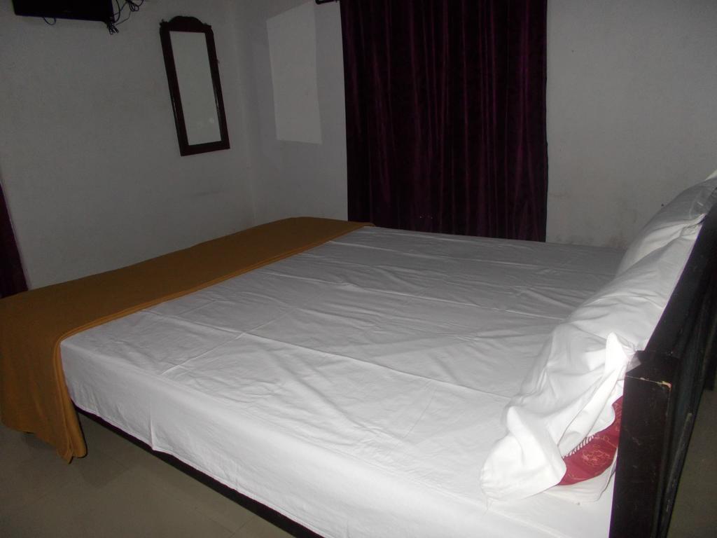 Guruvayur Bunglow Exterior photo